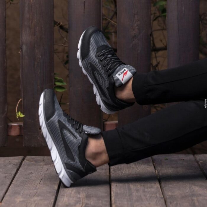 ⁦حذاء سبورت Rock 700⁩ - الصورة ⁦3⁩