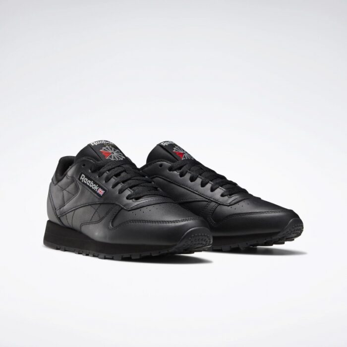 ⁦Reebok Womens' Classic Leather Shoes - حذاء ريبوك كلاسيك جلد للنساء لون أسود⁩ - الصورة ⁦9⁩