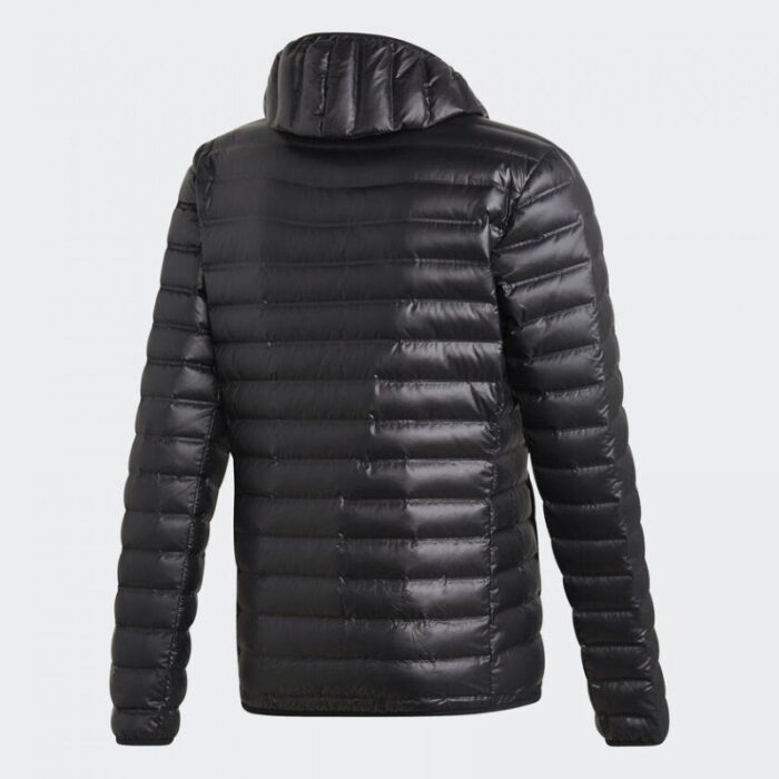 ⁦adidas Men's Varilite Hooded Down Jacket -Black- جاكيت اديداس للرجال لون أسود⁩ - الصورة ⁦5⁩