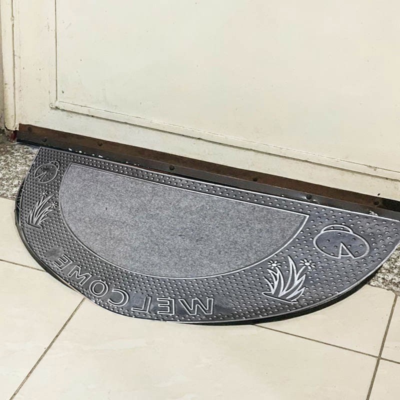 ⁦دعاسة بلجيكي جلد و موكيت نصف دائرة⁩ - الصورة ⁦1⁩