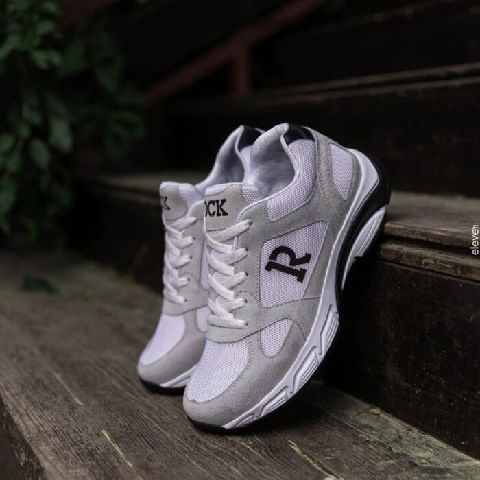 ⁦حذاء سبورت شبابي من روك موديل 990⁩ - الصورة ⁦3⁩