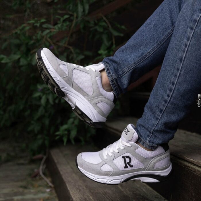 ⁦حذاء سبورت شبابي من روك موديل 990⁩ - الصورة ⁦5⁩