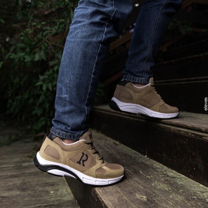 ⁦حذاء سبورت شبابي من روك موديل 990⁩ - الصورة ⁦3⁩