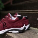 ⁦حذاء سبورت شبابي من روك موديل 990⁩ - الصورة ⁦2⁩