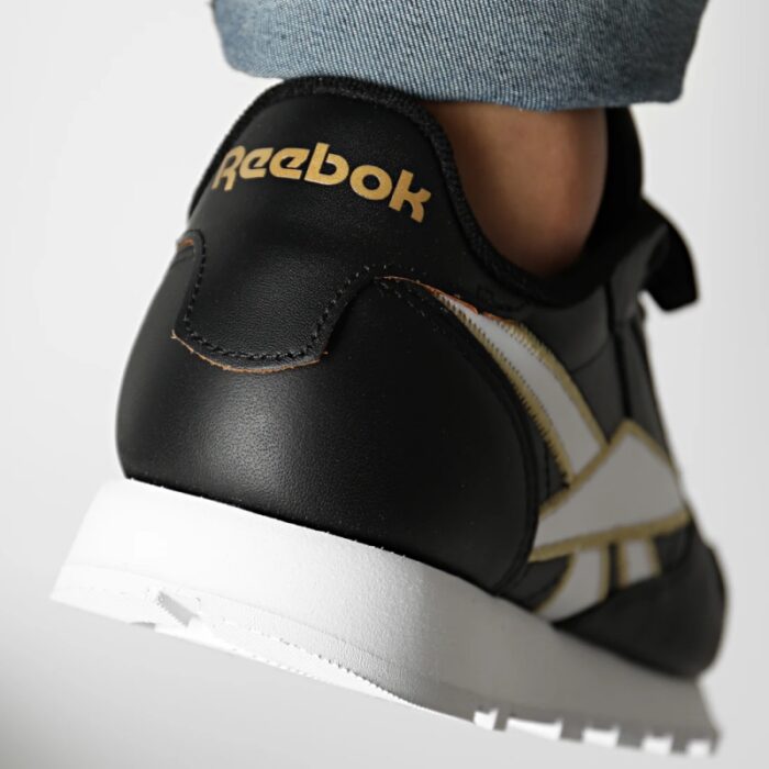 ⁦Reebok Mens' Classic Leather Shoes- حذاء ريبوك كلاسيك ليذر للرجال لون أسود ونعل أبيض⁩ - الصورة ⁦11⁩