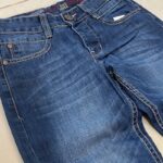 ⁦بنطلون جينز شبابي⁩ - الصورة ⁦2⁩