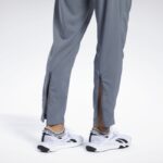 ⁦بنطلون ريبوك وورك ريدي ترك للرجال لون رمادي - Reebok Men's Workout Ready Track Pants – Grey⁩ - الصورة ⁦3⁩