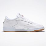 ⁦Reebok Club C 85 Shoes - حذاء ريبوك كلوب سي 85 جلد لون أبيض⁩ - الصورة ⁦3⁩