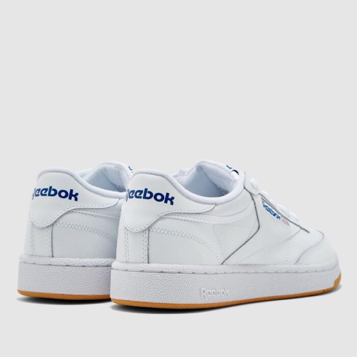 ⁦Reebok Mens' Club C 85 Shoes- حذاء ريبوك كلوب سي 85 للرجال لون أبيض⁩ - الصورة ⁦4⁩