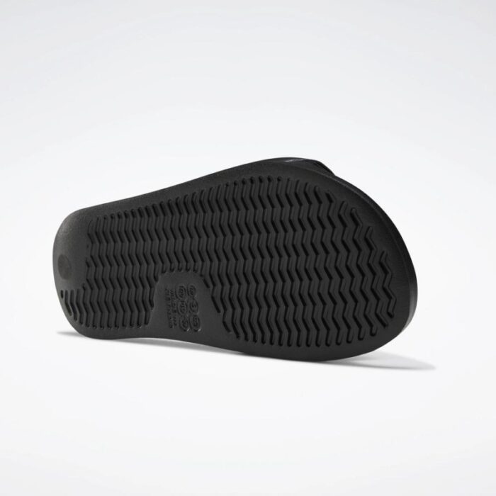⁦Reebok Unisex Classic Slides - Black- شبشب ريبوك كلاسيك للجنسين لون أسود⁩ - الصورة ⁦5⁩