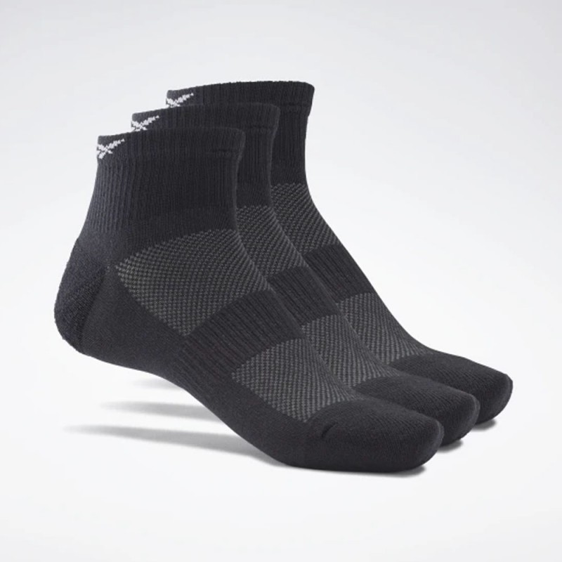 ⁦Reebok Unisex Active Foundation Ankle Socks 3 Pairs- جوارب ريبوك اكتيف فاونديشن (3 أزواج) للجنسين لون أسود⁩ - الصورة ⁦1⁩