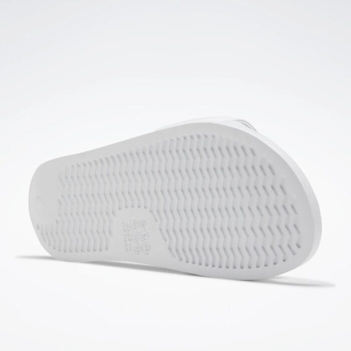 ⁦Reebok Unisex Classic Slides - White- شبشب ريبوك كلاسيك للجنسين لون أبيض⁩ - الصورة ⁦3⁩