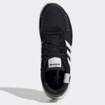 ⁦adidas Retrorun Shoes - Black⁩ - الصورة ⁦3⁩