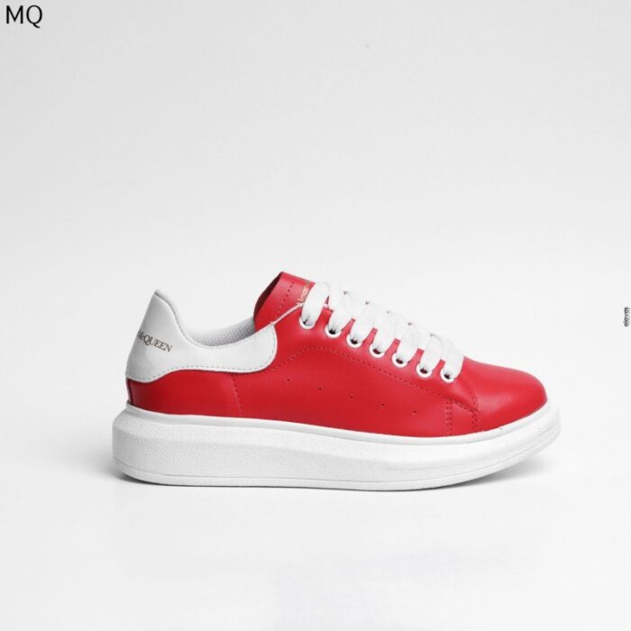 ⁦حذاء سبورت للصبايا MQ⁩ - الصورة ⁦2⁩