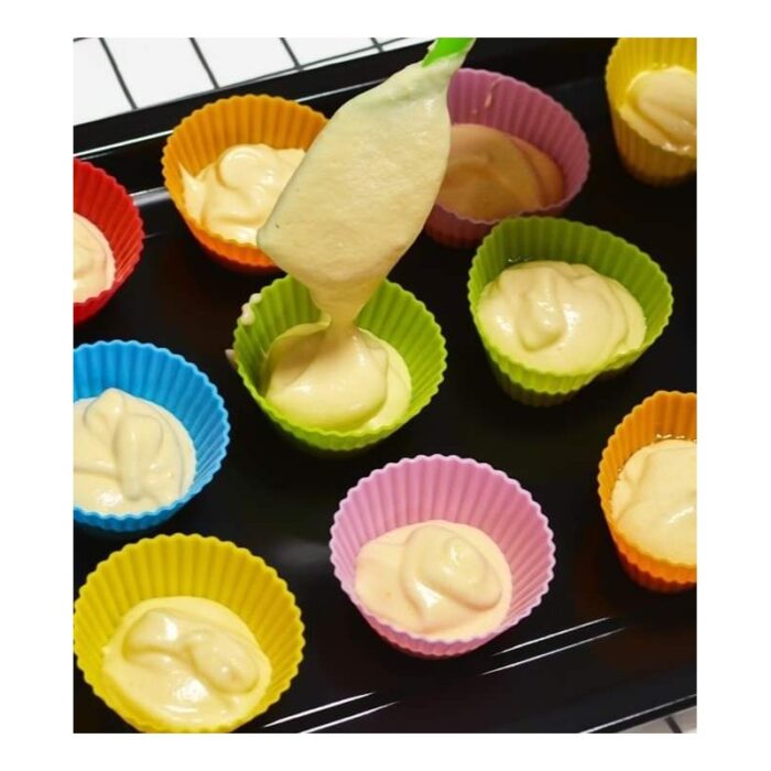 ⁦كب كيك سليكون مدور 6 قطع - حسب اللون المتوفر في المخازن⁩ - الصورة ⁦3⁩