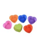 ⁦كب كيك سيليكون بتصميم قلب 6 قطع - حسب اللون المتوفر في المخازن⁩ - الصورة ⁦3⁩