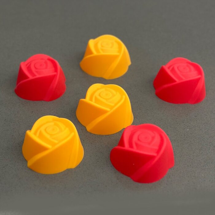 ⁦كب كيك سليكون وردة 6 قطع - حسب اللون المتوفر في المخازن⁩ - الصورة ⁦4⁩