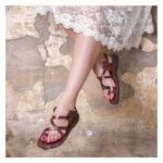 ⁦حذاء ستاتي جلد⁩ - الصورة ⁦2⁩