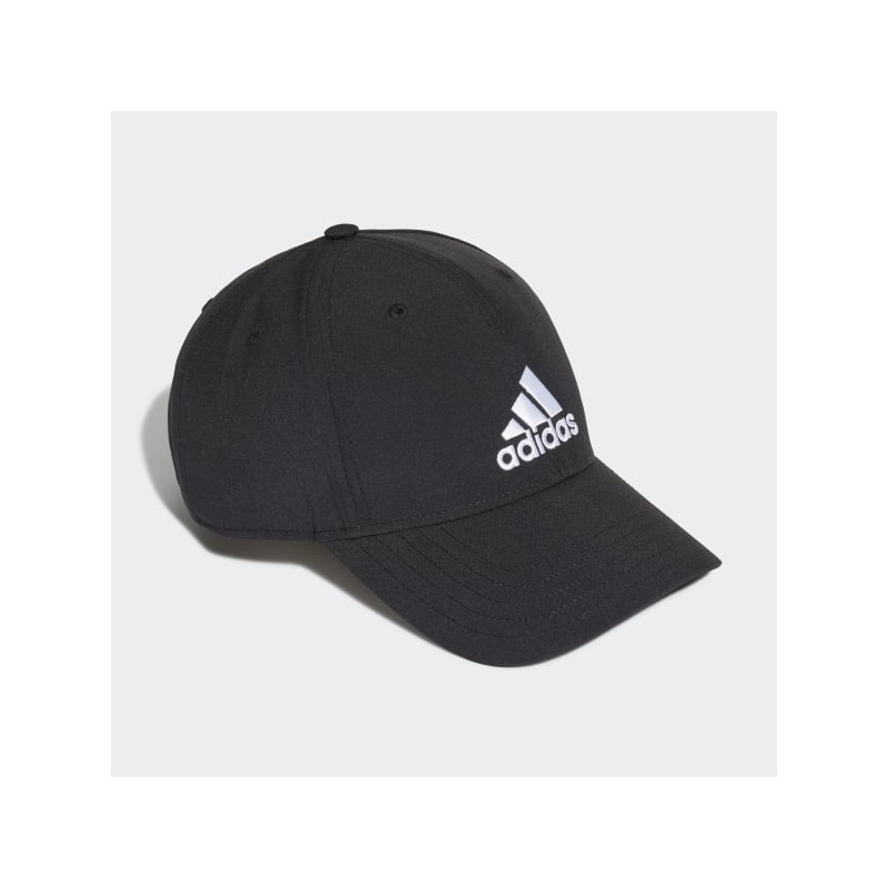 ⁦adidas LIGHTWEIGHT EMBROIDERED BASEBALL CAP - Black- طاقية اديداس لايت ويت بيسبول للجنسين لون اسود⁩ - الصورة ⁦1⁩
