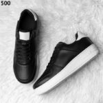 حذاء سبورت للشباب والصبايا