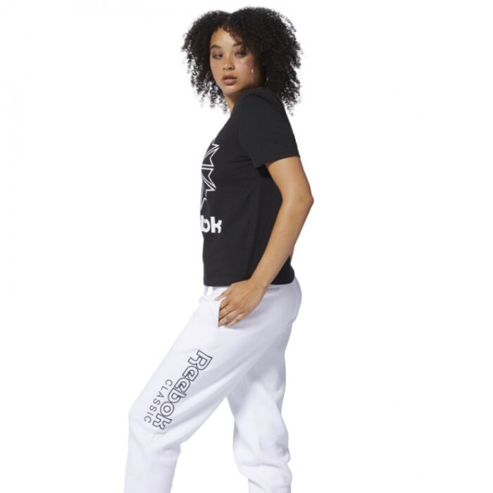 ⁦تيشيرت ريبوك ايه سي بشعار كبير كلاسيك للنساء لون أسود - Reebok Women's AC GR T-Shirt - Black⁩ - الصورة ⁦2⁩