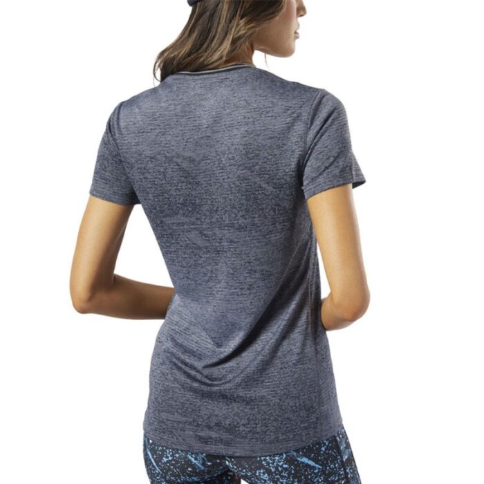 ⁦تيشيرت ريبوك ار بي كي راننيغ للنساء لون رمادي - Reebok Women's Rbk Running T-Shirt - Grey⁩ - الصورة ⁦2⁩