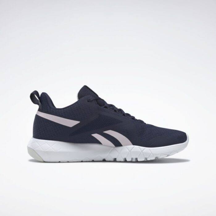 ⁦Reebok Women's Flexagon Force 3.0 Shoes - Navy - حذاء اديداس فلاكساغون فورس 3.0 للنساء لون كحلي⁩ - الصورة ⁦2⁩