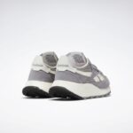⁦حذاء ريبوك كلاسيد ليذر ليجانسي لون رمادي - Reebok Classic Leather Legacy Shoes - Gray⁩ - الصورة ⁦4⁩