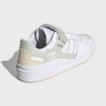 ⁦Adidas FORUM LOW W⁩ - الصورة ⁦2⁩