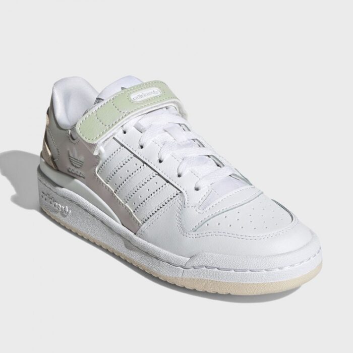 ⁦Adidas FORUM LOW W⁩ - الصورة ⁦6⁩