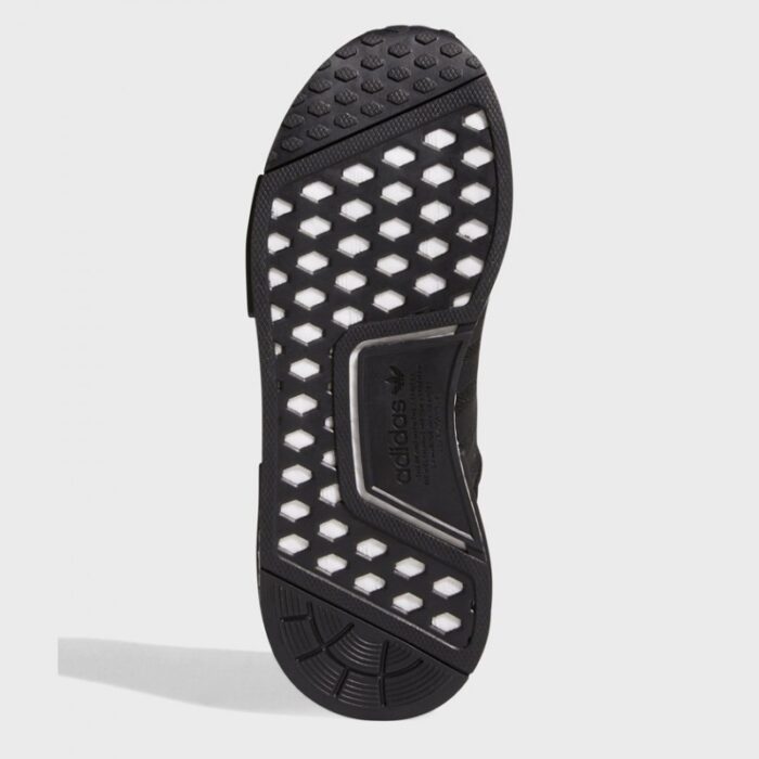 ⁦adidas NMD_R1 Refined Shoes - Black⁩ - الصورة ⁦3⁩
