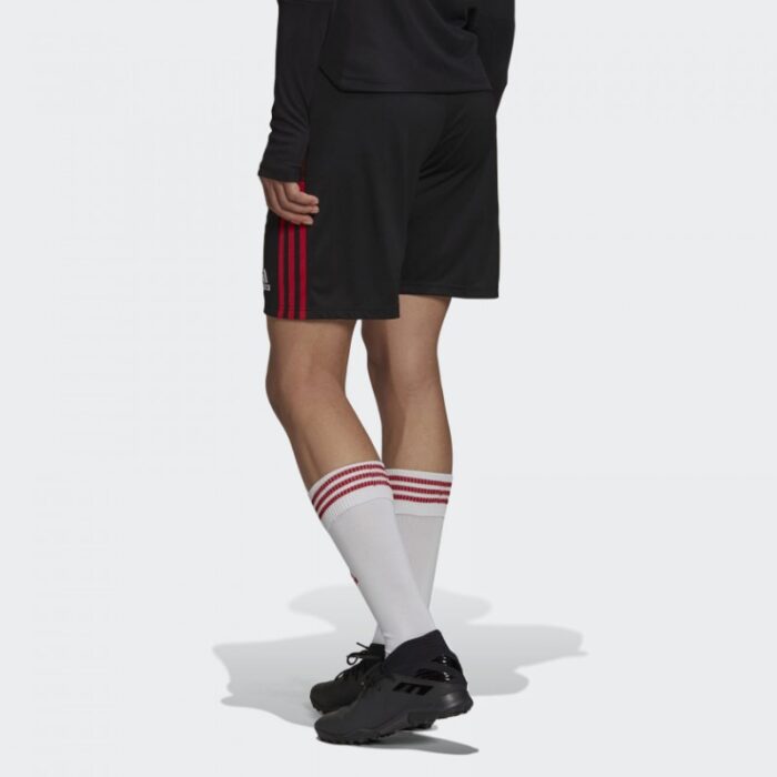 ⁦شورت موفيس تي ار من اديداس للرجال شورت رياضي للرجال لون أسود adidas SUPERSTAR VEGAN Shorts⁩ - الصورة ⁦3⁩