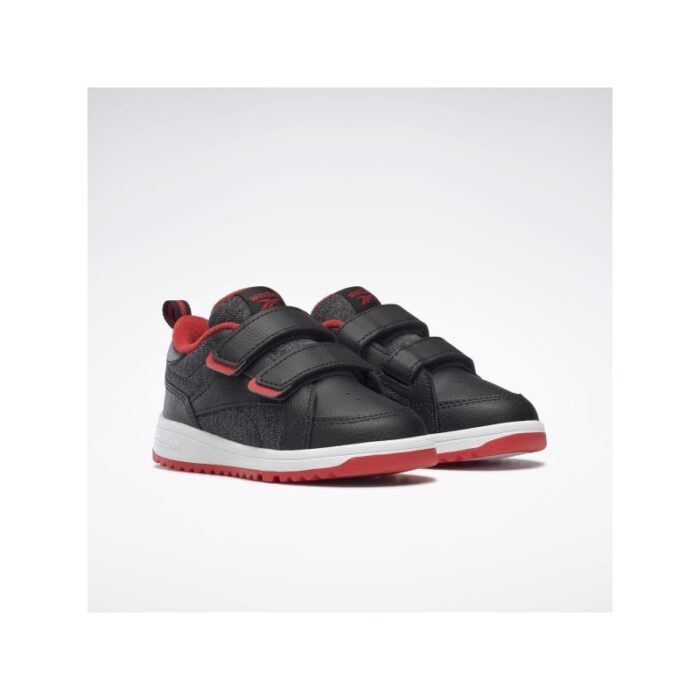 ⁦Reebok Kids' Weebok Clasp Low Shoes- حذاء ريبوك ويبوك كلاسب لو للأطفال لون أسود وأحمر⁩ - الصورة ⁦2⁩