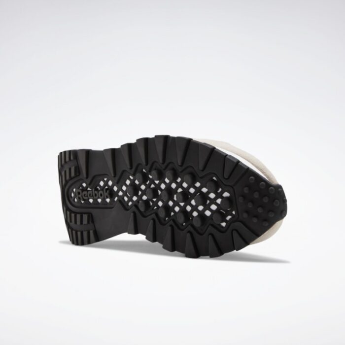 ⁦حذاء ريبوك كلاسيد ليذر ليجانسي لون بيج- Reebok Classic Leather Legacy Shoes⁩ - الصورة ⁦4⁩