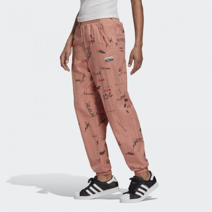 ⁦adidas Womens' R.Y.V. Track Pants - Pink- بنطلون اديداس ار واي في تراك للنساء لون زهري⁩ - الصورة ⁦4⁩