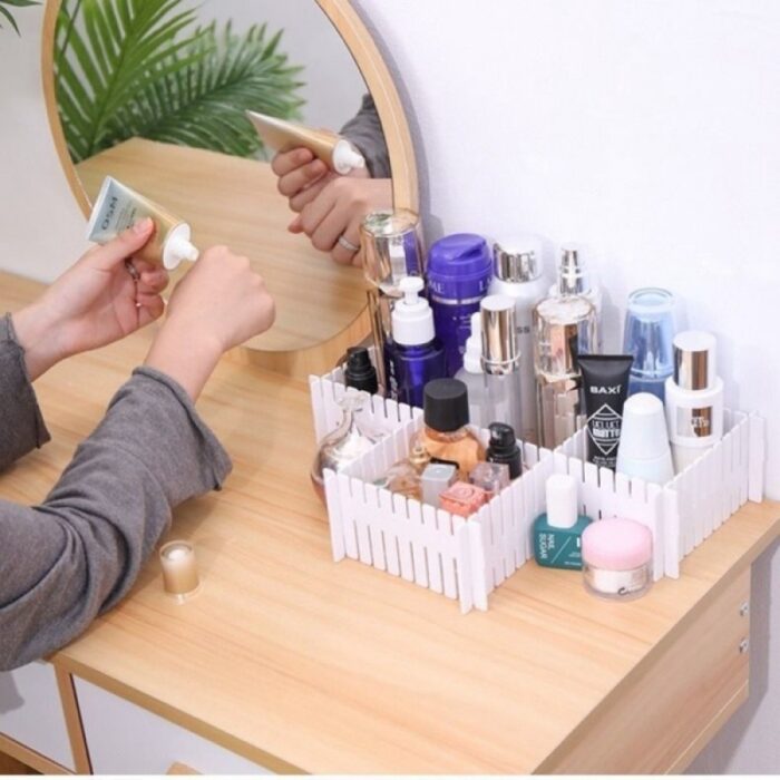 ⁦مُنظم ومقسم جوارير 4 قطع قابل للتعديل⁩ - الصورة ⁦9⁩