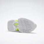 ⁦حذاء ريبوك دي ام اكس ثريل للنساء لون أبيض - Reebok Women's DMX Thrill Shoes⁩ - الصورة ⁦5⁩