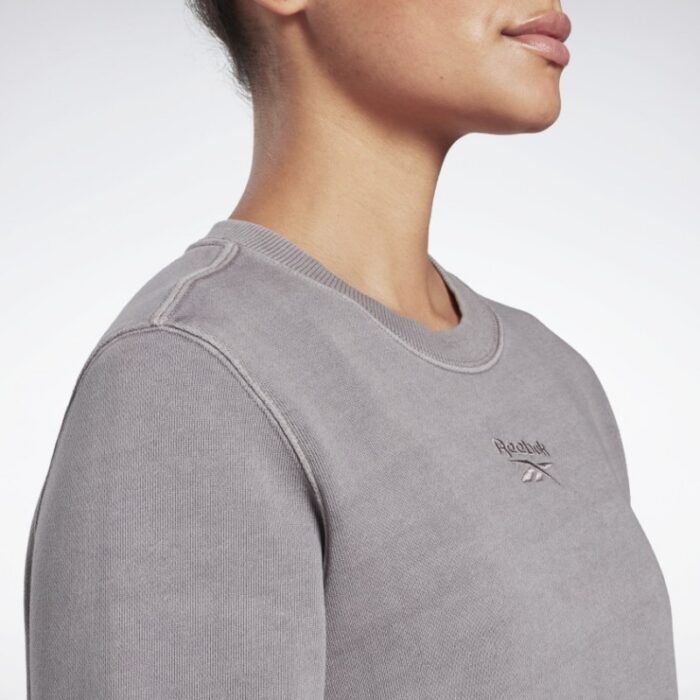 ⁦Reebok CL F WASHED CREW⁩ - الصورة ⁦4⁩