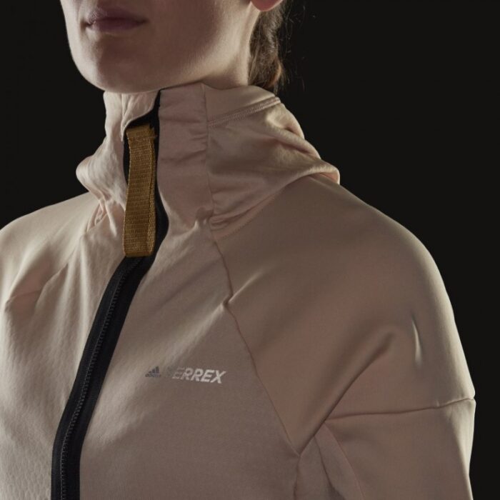 ⁦adidas Womens' Terrex Tech Ed Fleece - Black- جاكيت اديداس تريكس للنساء لون اسود وبيج⁩ - الصورة ⁦9⁩