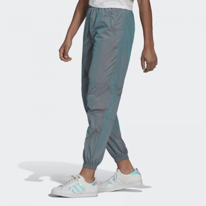 ⁦adidas Womens' Adicolor Shattered Trefoil Track Pants- بنطلون اديداس ادي كلر شاترد للنساء⁩ - الصورة ⁦3⁩