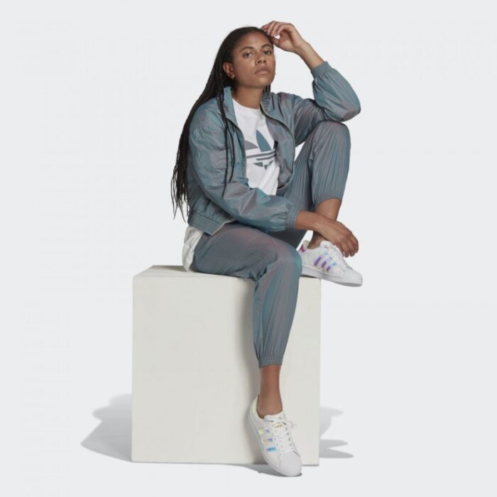 ⁦adidas Womens' Adicolor Iridescent Track Jacket - Multicolor- جاكيت اديداس ادي كلر للنساء⁩ - الصورة ⁦5⁩
