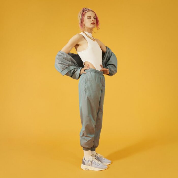 ⁦adidas Womens' Adicolor Iridescent Track Jacket - Multicolor- جاكيت اديداس ادي كلر للنساء⁩ - الصورة ⁦9⁩