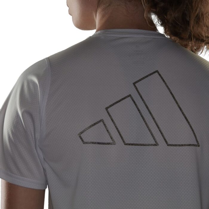 ⁦adidas Women's Run Icons Running T-Shirt⁩ - الصورة ⁦3⁩