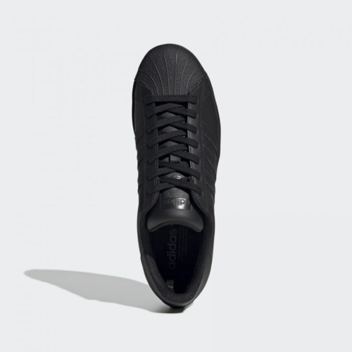 حذاء سوبر ستار من اديداس للرجال حذاء ركض عصري لون أسود adidas SUPERSTAR SHOES - Image 2
