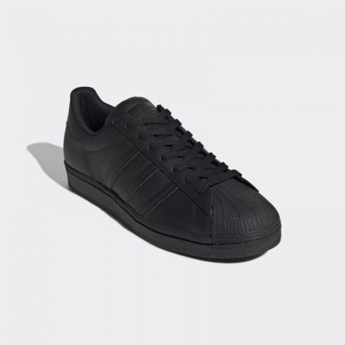 حذاء سوبر ستار من اديداس للرجال حذاء ركض عصري لون أسود adidas SUPERSTAR SHOES - Image 4