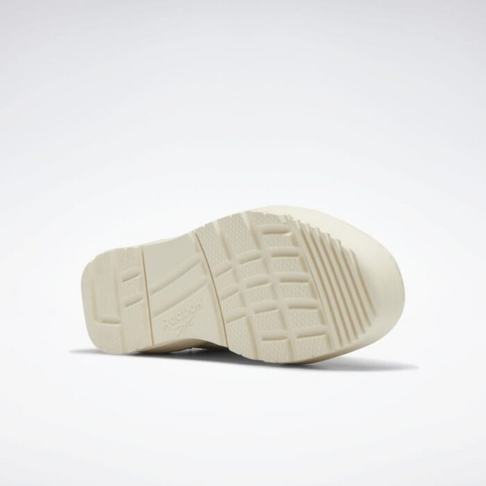 ⁦حذاء ريبوك كلوب سي دبل جيو للنساء لون طحيني - Reebok Women's Club C Double GEO Shoes⁩ - الصورة ⁦5⁩