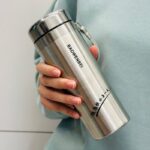 ⁦مطرة ستانلس ستيل مع غطاء لون فضي سعة 360 مل⁩ - الصورة ⁦7⁩