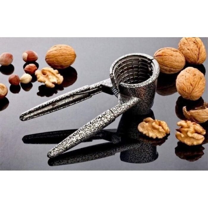 10309751_67db18f8e6cc5 كسارة لوز وجوز وبندق - الصورة 1