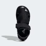 ⁦adidas Captain Toey K Sandals Black- صندل كابتين توي كيه لون أسود⁩ - الصورة ⁦4⁩