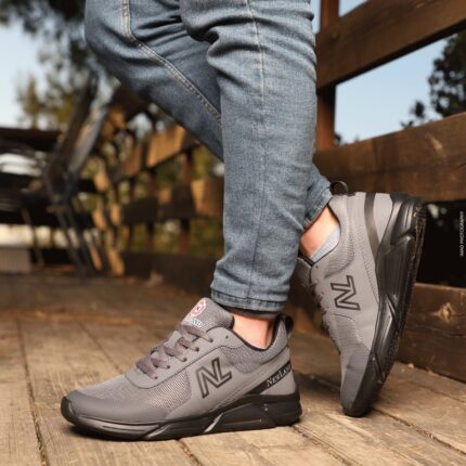 حذاء سبورت شبابي موديل 880 من Rock